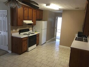 3875 Grand Prix St in Cumming, GA - Building Photo - Building Photo