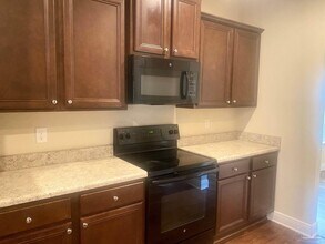 8746 Bradfield Dr in Pensacola, FL - Building Photo - Building Photo