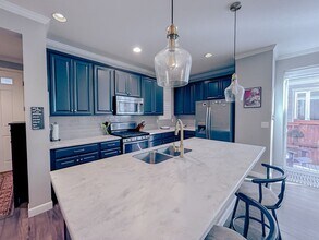 8056 E 53rd Dr in Denver, CO - Building Photo - Building Photo