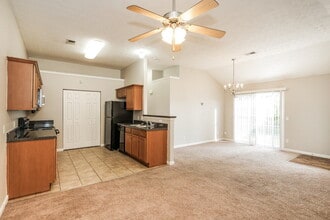 574 Rose Cottage Cir in Gallatin, TN - Building Photo - Building Photo