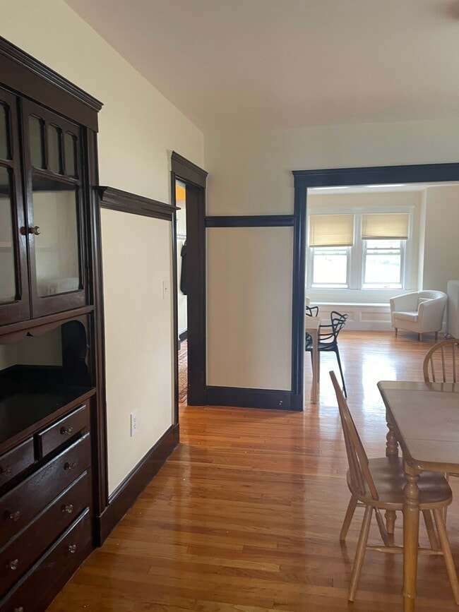 51 Breck Ave, Unit 51 in Boston, MA - Foto de edificio - Building Photo