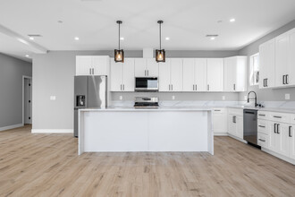 182 S 66th St in San Diego, CA - Building Photo - Building Photo