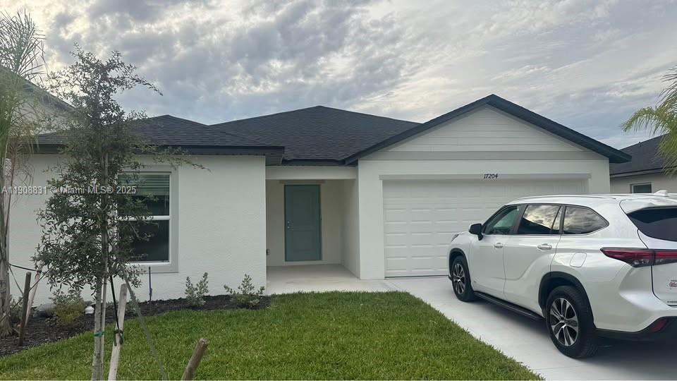 17204 Cantu Ct in North Fort Myers, FL - Building Photo