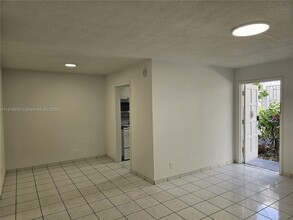 1719 Wiley St in Hollywood, FL - Building Photo - Building Photo