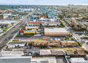 2027-29 Harbor Blvd in Costa Mesa, CA - Building Photo - Building Photo