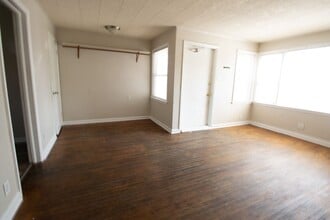 1203 N Garth Ave in Columbia, MO - Building Photo - Building Photo