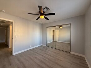 5121 W Pioneer Ave in Las Vegas, NV - Building Photo - Building Photo