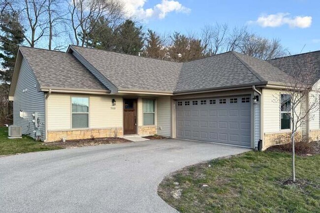 5324 Jackies Ct, Unit 5324 Jackie’s Court in Loves Park, IL - Foto de edificio - Building Photo