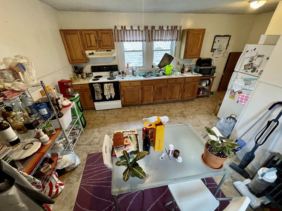 53 Elm St, Unit 2 in Somerville, MA - Building Photo