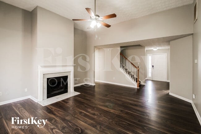 179 Calico Loop in Grantville, GA - Foto de edificio - Building Photo