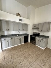 14214 Flair Dr in Houston, TX - Building Photo - Building Photo