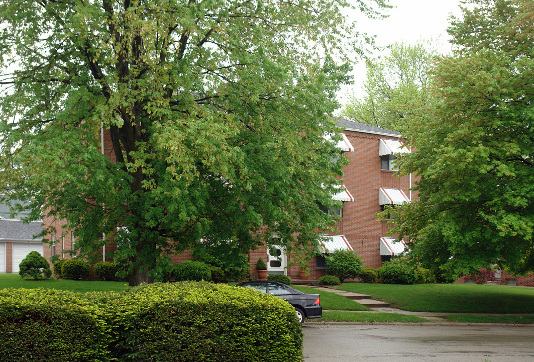 Pemberton Apartments in Toledo, OH - Foto de edificio