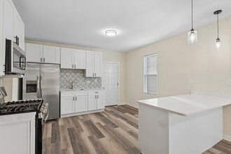 515 George Ave in Waukegan, IL - Foto de edificio - Building Photo