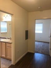 Cherry Hill Apartments in Vancouver, WA - Building Photo - Interior Photo