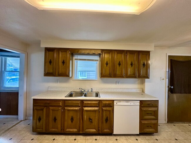 property at 110 W Chartes St