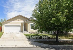 7769 Welsh Dr in Reno, NV - Building Photo