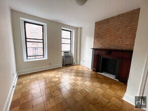 1273 3rd Ave in New York, NY - Building Photo - Building Photo