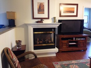 1401 N Fourth St in Flagstaff, AZ - Building Photo - Building Photo