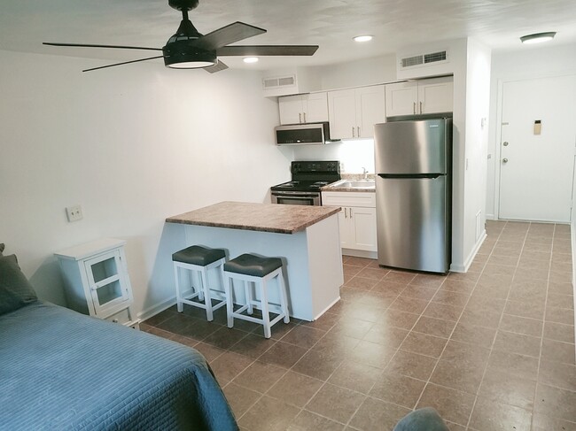 2840 Colonial Ave SW, Unit C2 in Roanoke, VA - Building Photo - Building Photo