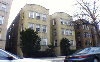 7546 N Oakley Ave Apartamentos