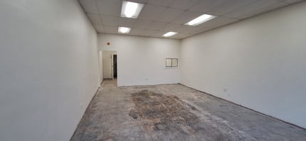 1436 W Martin Luther King Jr Blvd in Los Angeles, CA - Foto de edificio - Building Photo