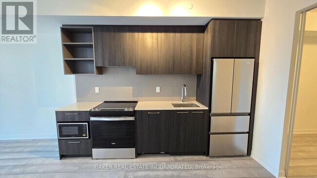 260-260 Malta Ave. in Brampton, ON - Building Photo - Building Photo