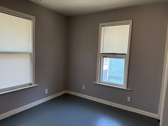 224 W Allen St in Springfield, IL - Building Photo - Building Photo