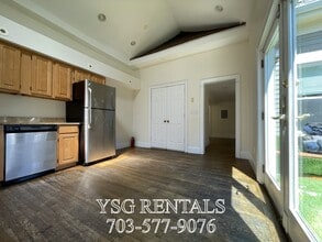 8 Alleghany St, Unit #G in Boston, MA - Building Photo - Building Photo