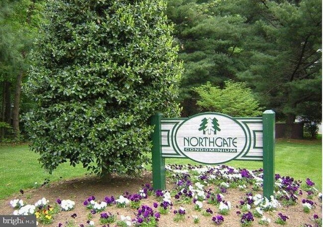 1443 Northgate Square in Reston, VA - Building Photo - Building Photo