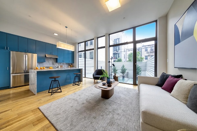 237 Devoe St in Brooklyn, NY - Building Photo - Building Photo