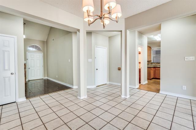 4933 Glenscape Trail in Fort Worth, TX - Building Photo - Building Photo