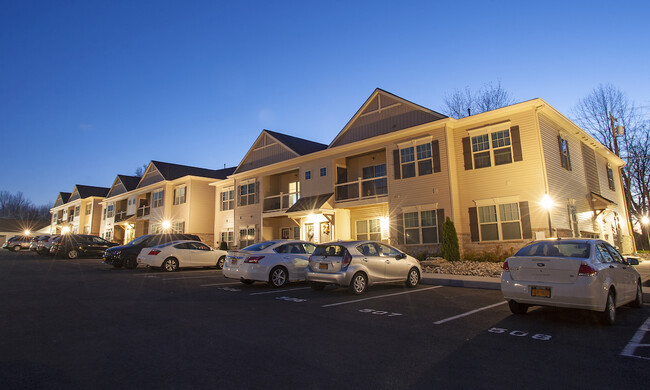 Silo Pointe in Ballston Spa, NY - Foto de edificio - Building Photo