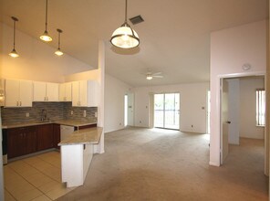 6572 Chasewood Dr-Unit -F in Jupiter, FL - Foto de edificio - Building Photo