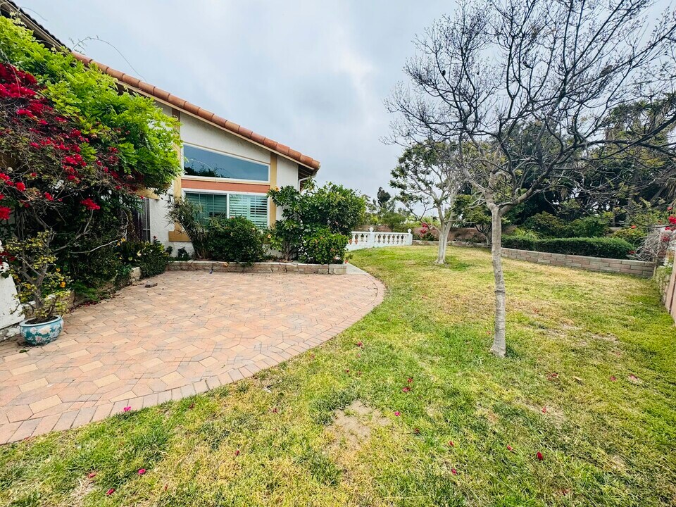 1641 Loma Ln in Chula Vista, CA - Building Photo