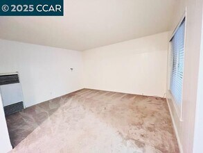 3523 Golden Gate Way in Lafayette, CA - Building Photo - Building Photo