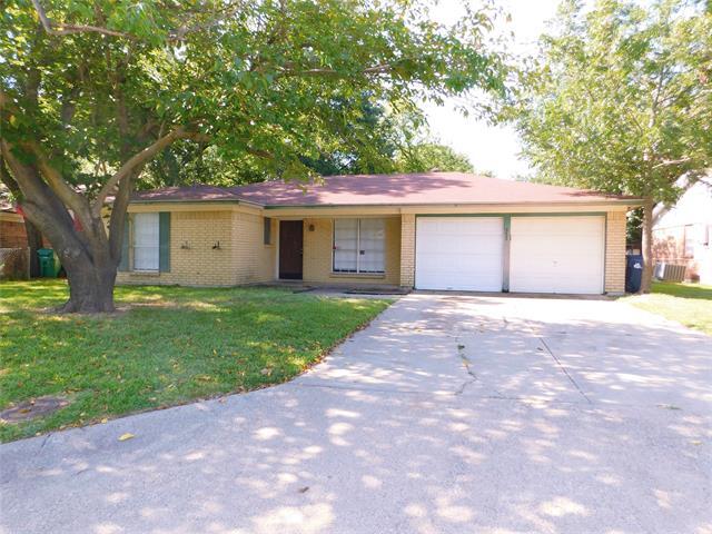 3400 Hummingbird Ln in Denton, TX - Building Photo