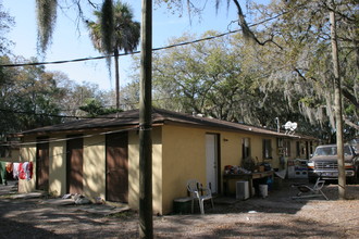 DeSoto Oaks Wooded Apartments in Bradenton, FL - Building Photo - Building Photo