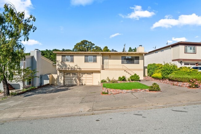 property at 1149 Glenwood Dr