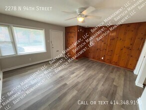 2278 N 94th St in Wauwatosa, WI - Building Photo - Building Photo
