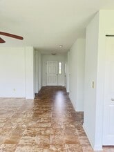 4829 Penoyer Ln in Indianapolis, IN - Foto de edificio - Building Photo