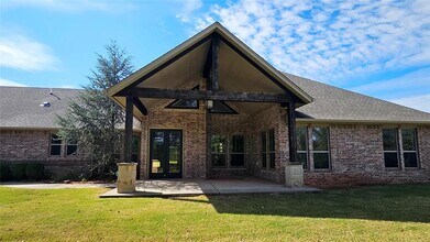 6301 Hilltop Dr in Oklahoma City, OK - Building Photo - Building Photo