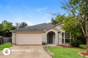 208 Oxford Loop in Princeton, TX - Building Photo