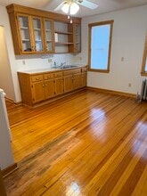 56 Westwood Ave, Unit C in East Longmeadow, MA - Building Photo - Building Photo