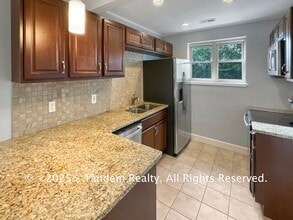 2901 Blair Blvd, Unit B2 in Nashville, TN - Foto de edificio - Building Photo