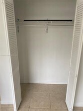 7130 Rue Versailles Dr-Unit -9 in Miami Beach, FL - Building Photo - Building Photo