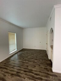 2425 Augusta Dr photo'