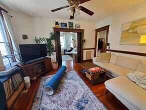 250 Belgrade Ave, Unit U2 in Boston, MA - Building Photo - Building Photo