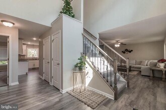 342 Europa Way in Martinsburg, WV - Building Photo - Building Photo