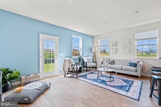 156 Rae Ct in Luray, VA - Building Photo - Building Photo