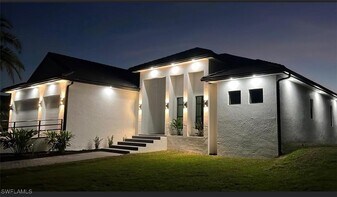 687 23rd St SW in Naples, FL - Building Photo